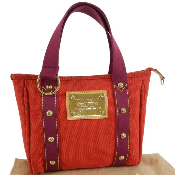 Meet your Posher, Nancy - Picture 1 of 1